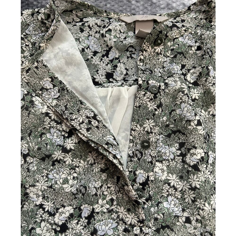 H&M Floral Green Quarter Button Long Sleeve Lined Flowy Blouse Size XS - Picture 4 of 10